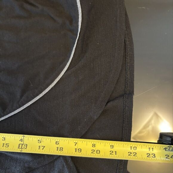 Coolibar Merino Wool Suntect Hooded Sweater Tulip Back M SPF 50+ Vacation - Hole - Picture 6 of 6